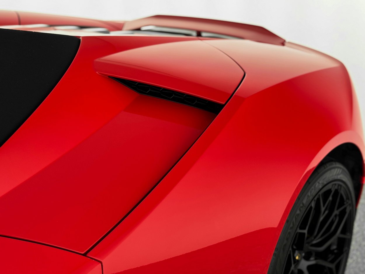 Used 2023 Lamborghini Huracan EVO image 39