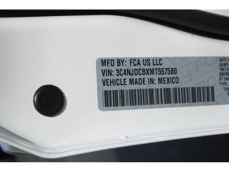 Used 2021 Jeep Compass Limited w/ Elite Interior Group image 22