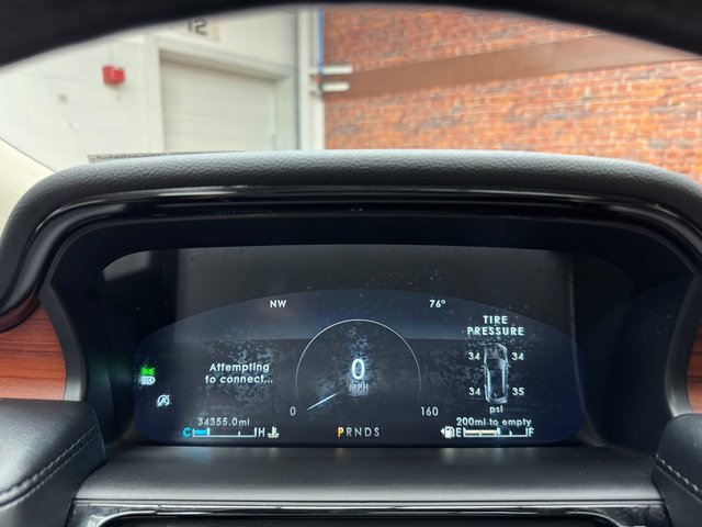 Used 2022 Lincoln Nautilus Reserve image 15