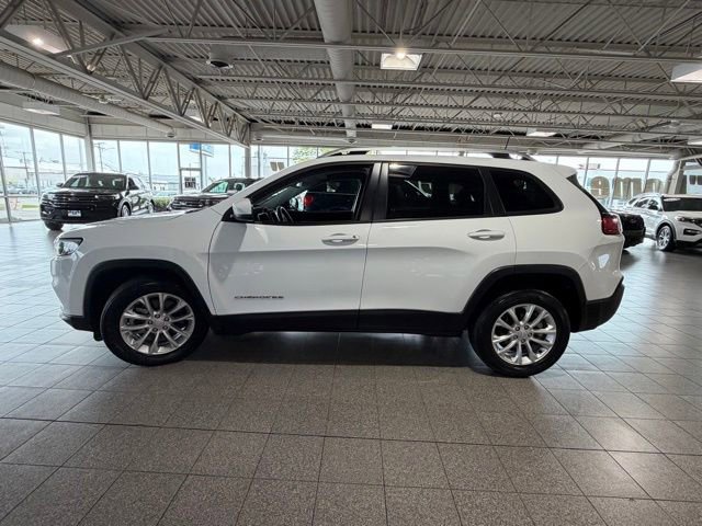 Used 2021 Jeep Cherokee Latitude FWD image 4