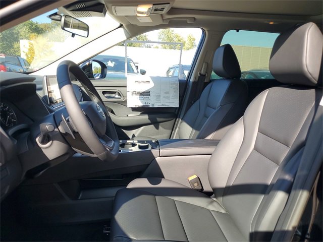 New 2026 Nissan Rogue SV w/ SV Premium Package image 13