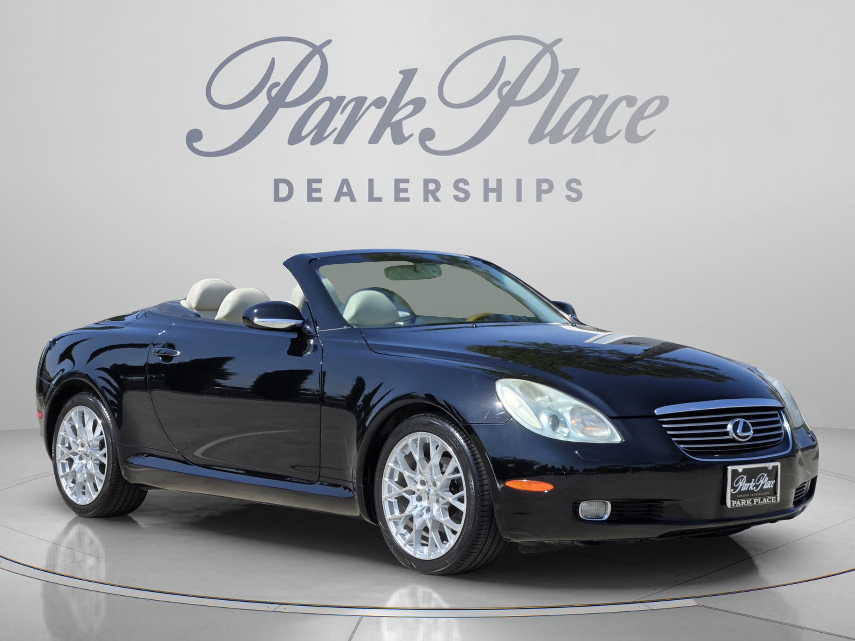 Used 2005 Lexus SC 430 Convertible RWD image 9