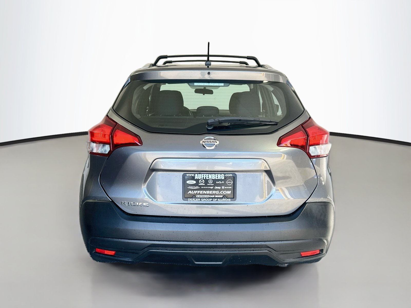 Used 2019 Nissan Kicks S FWD image 6