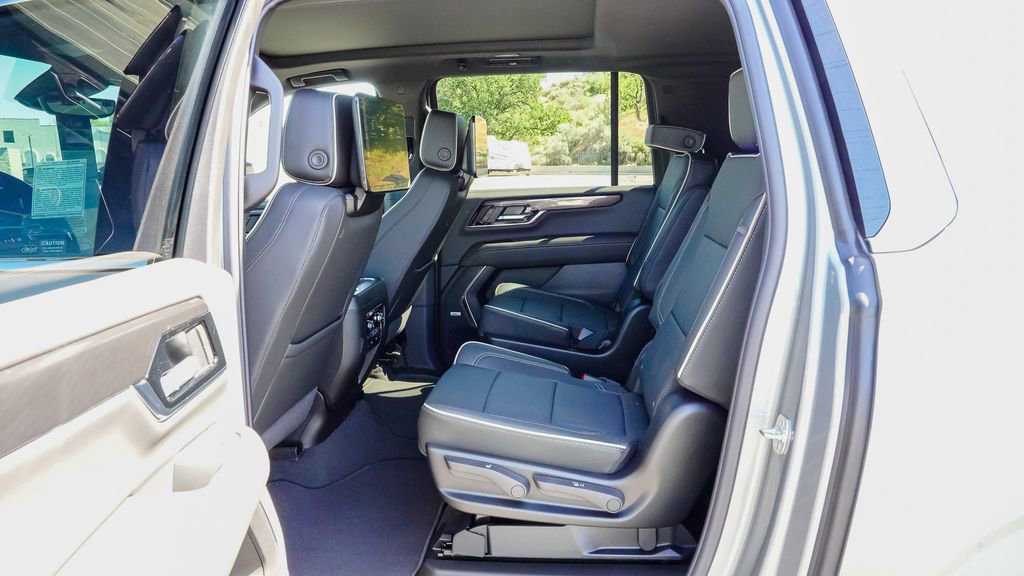 New 2026 GMC Yukon XL Elevation image 10