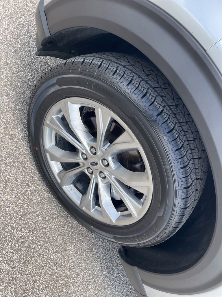Used 2021 Ford Explorer Limited RWD image 20