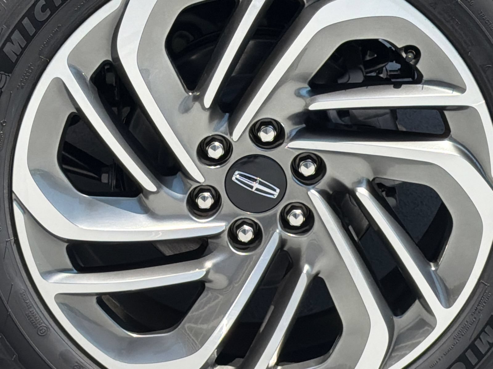 New 2027 Lincoln Navigator Reserve AWD/4WD image 5