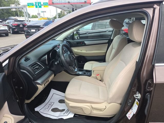 Used 2019 Subaru Outback 2.5i AWD/4WD image 9