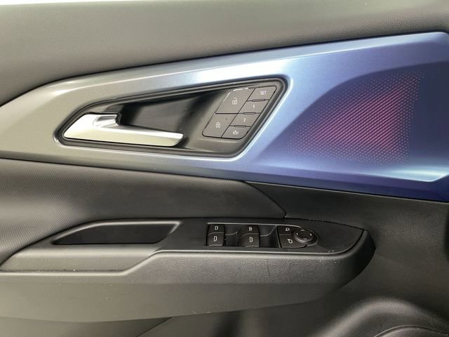 New 2026 Chevrolet Equinox EV LT image 27