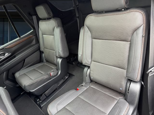 Used 2023 Chevrolet Tahoe High Country AWD/4WD image 13