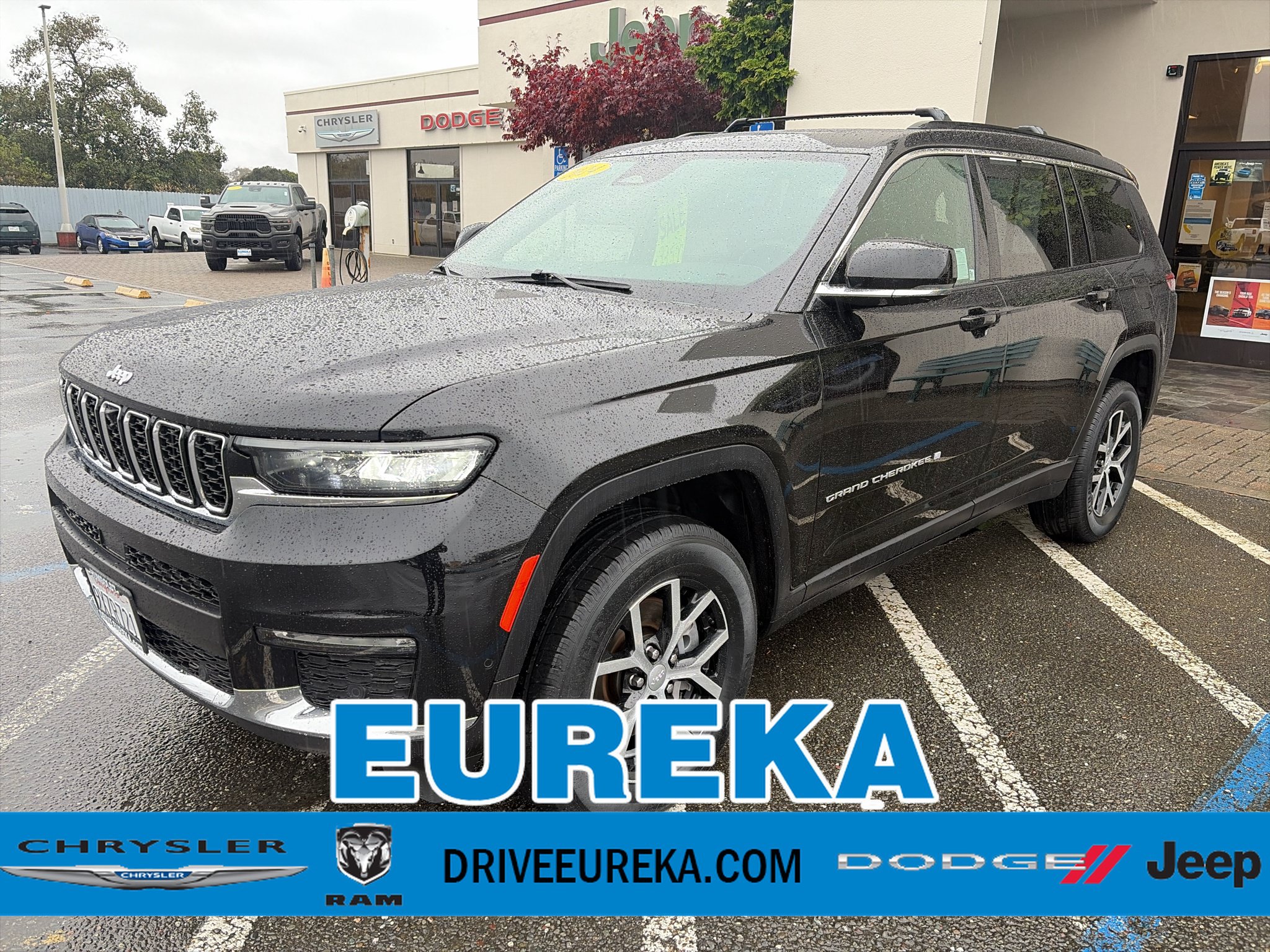 Used 2024 Jeep Grand Cherokee L Limited w/ Luxury Tech Group II AWD/4WD image 1