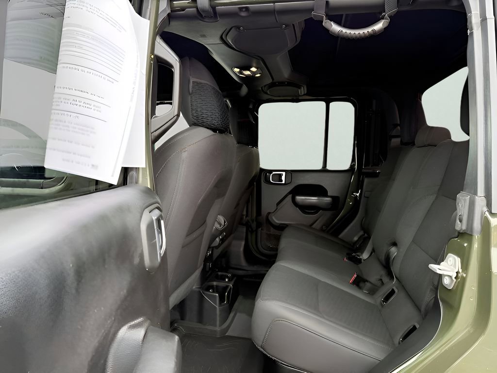 Used 2022 Jeep Gladiator Willys image 29