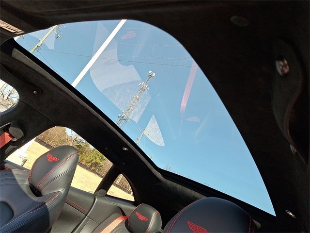 Used 2021 Aston Martin DBX image 11