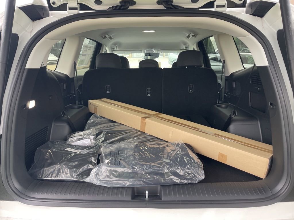 New 2026 Hyundai Ioniq 9 S image 12