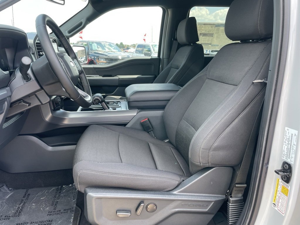 New 2025 Ford F150 XLT w/ Equipment Group 302A MID image 7