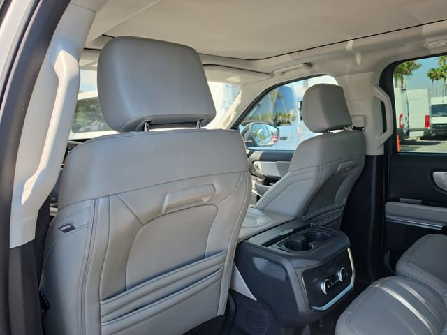 Used 2025 Ford Expedition Max Active image 10