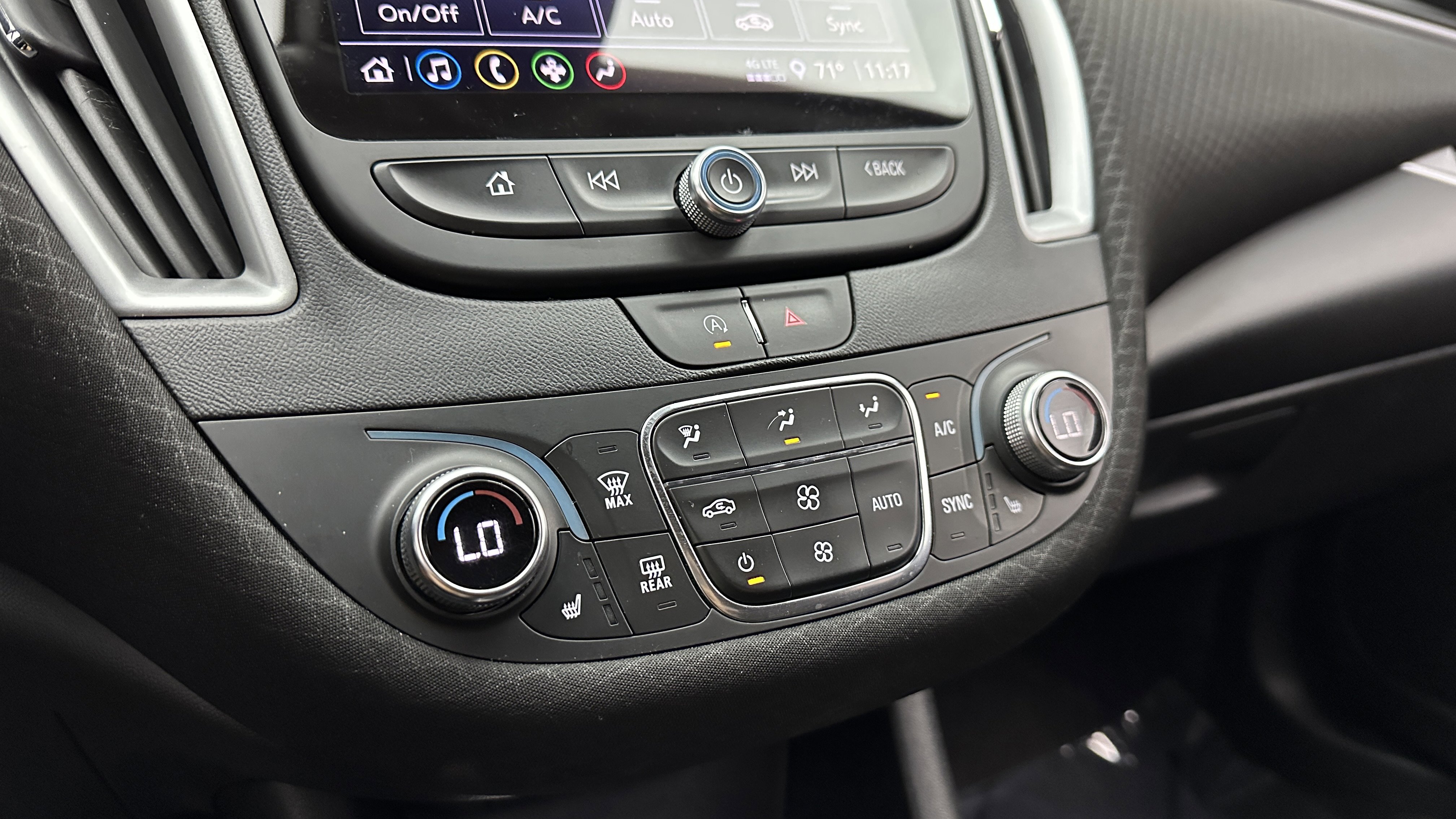 Used 2023 Chevrolet Malibu LT image 16