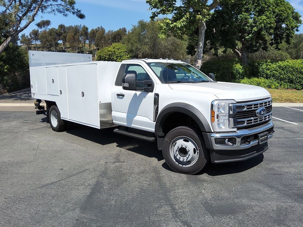 New 2025 Ford F550 2WD Regular Cab Super Duty image 37