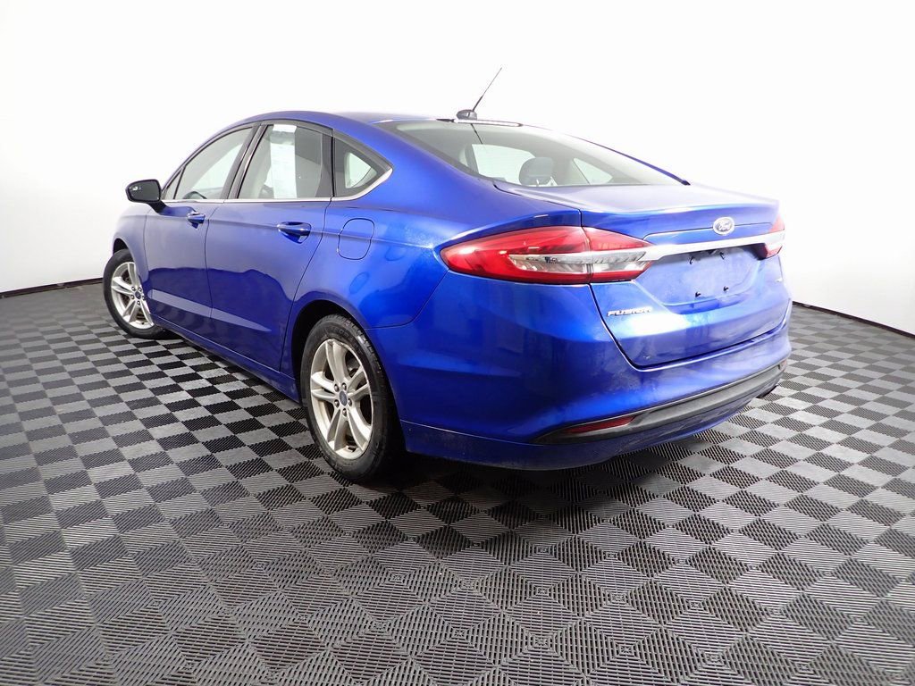 Used 2018 Ford Fusion SE image 8