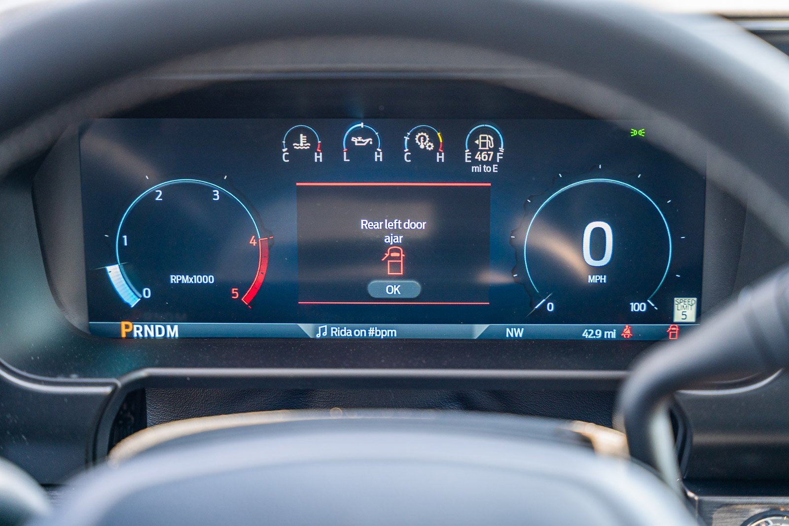 New 2025 Ford F250 Lariat w/ Lariat Ultimate Package image 30