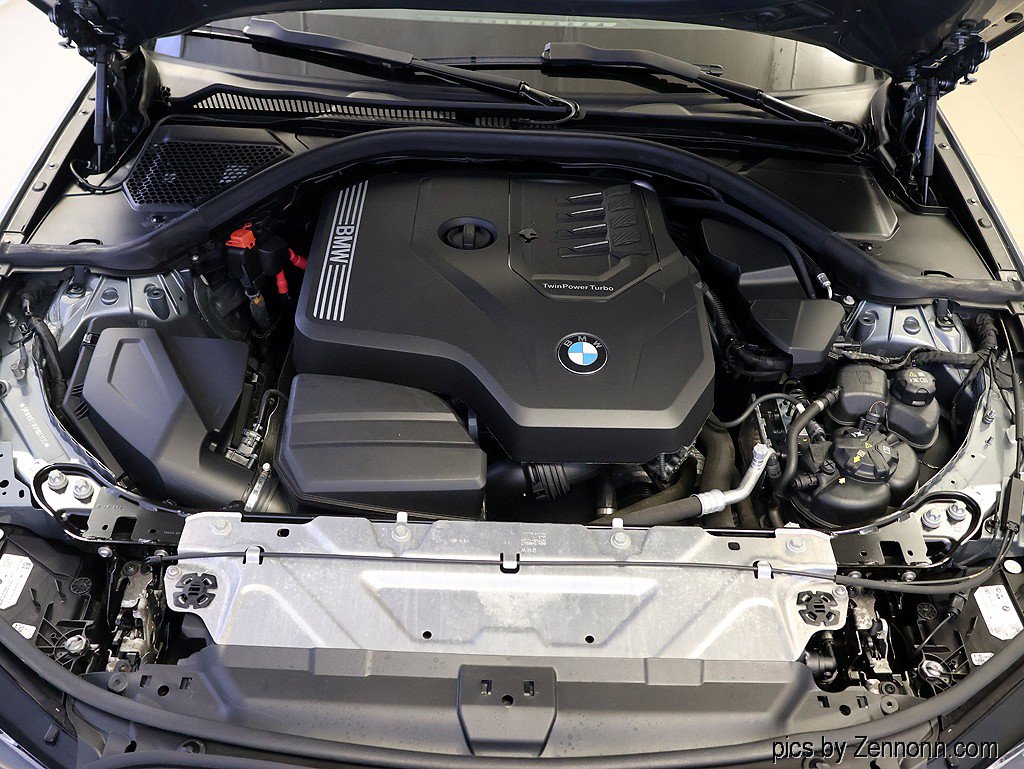 Certified 2023 BMW 330i xDrive Sedan w/ Premium Package AWD/4WD image 38