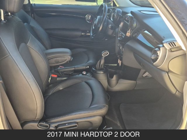 Used 2017 MINI Cooper 2-Door Hardtop FWD image 16