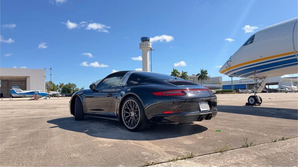 Used 2017 Porsche 911 Targa 4S image 9