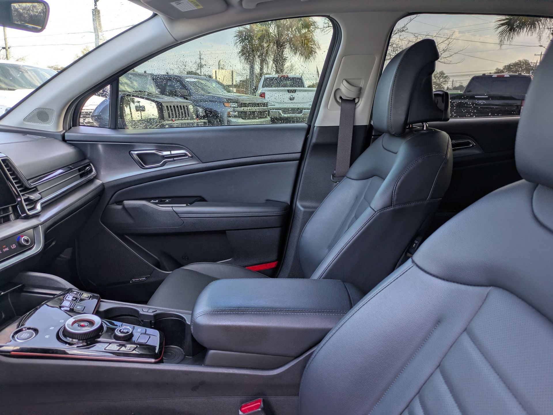 Used 2023 Kia Sportage SX Prestige image 24