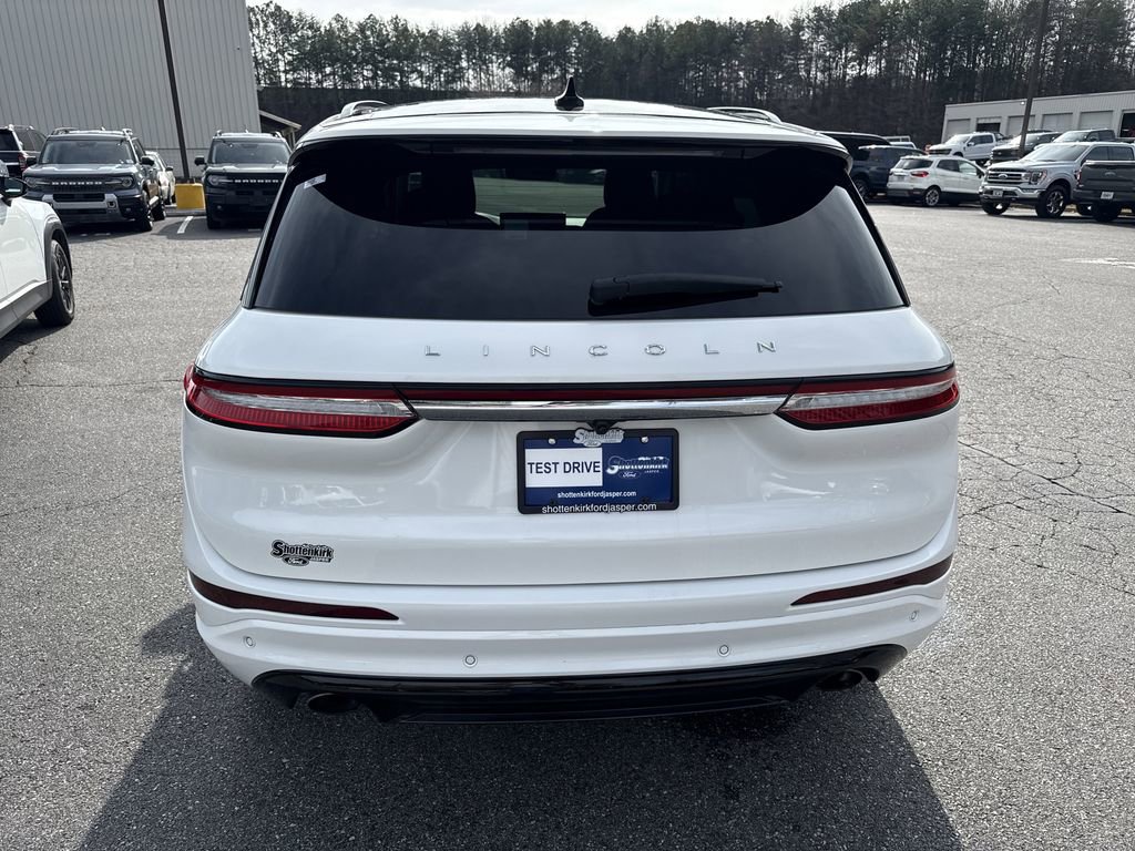 Used 2023 Lincoln Corsair Reserve w/ Equipment Group 201A image 6