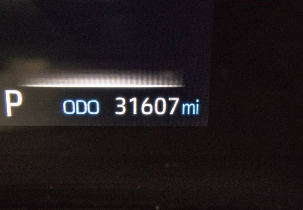 Used 2024 Toyota Sienna XLE Woodland Edition image 22