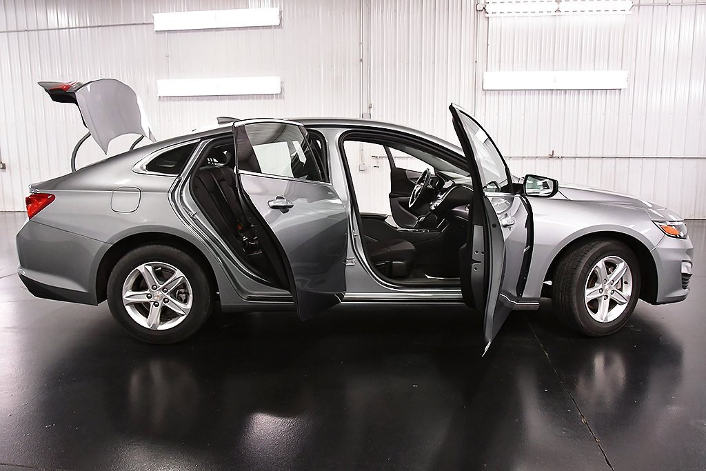 Used 2024 Chevrolet Malibu LT image 29