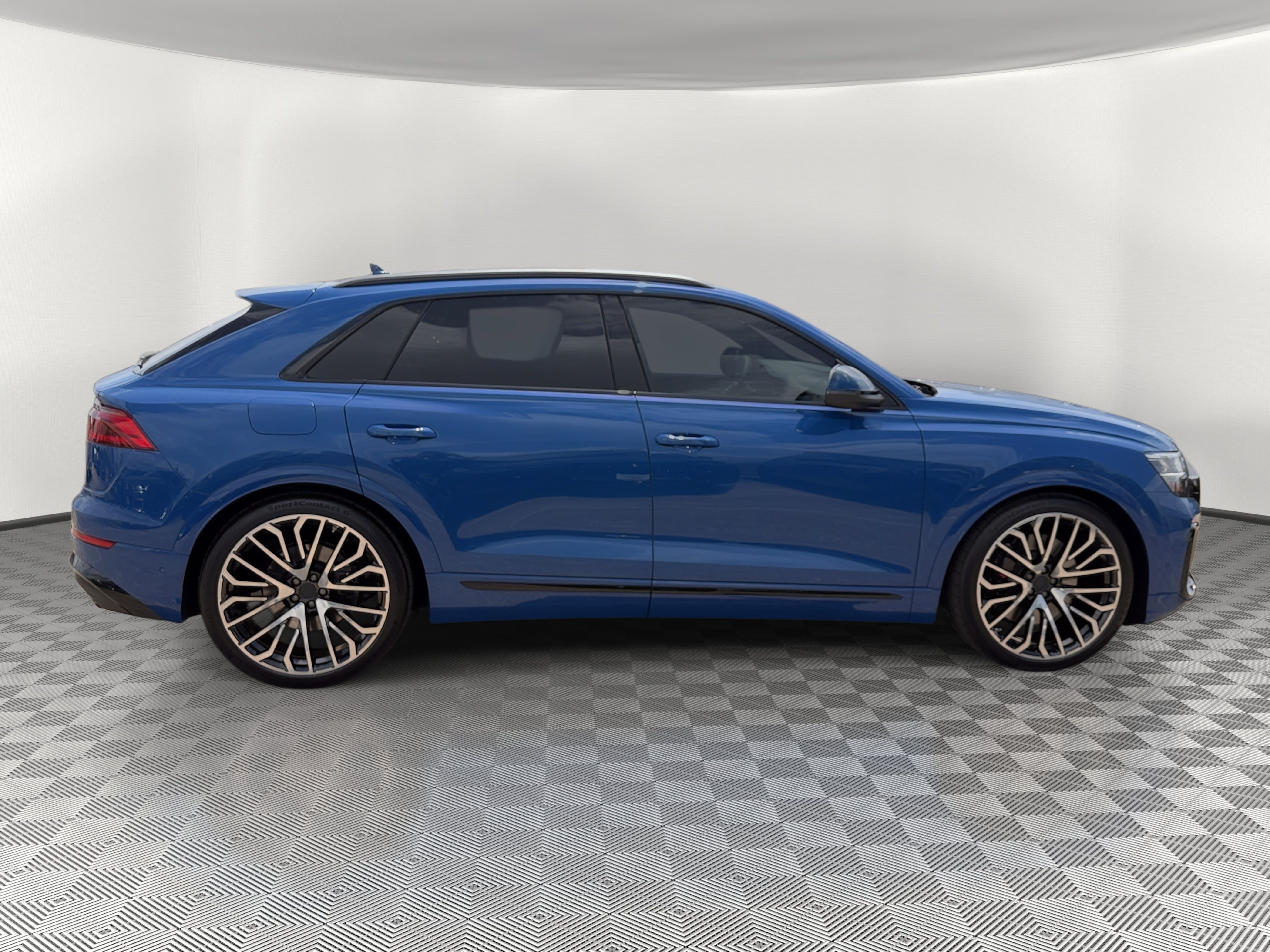 New 2026 Audi SQ8 Prestige AWD/4WD image 8