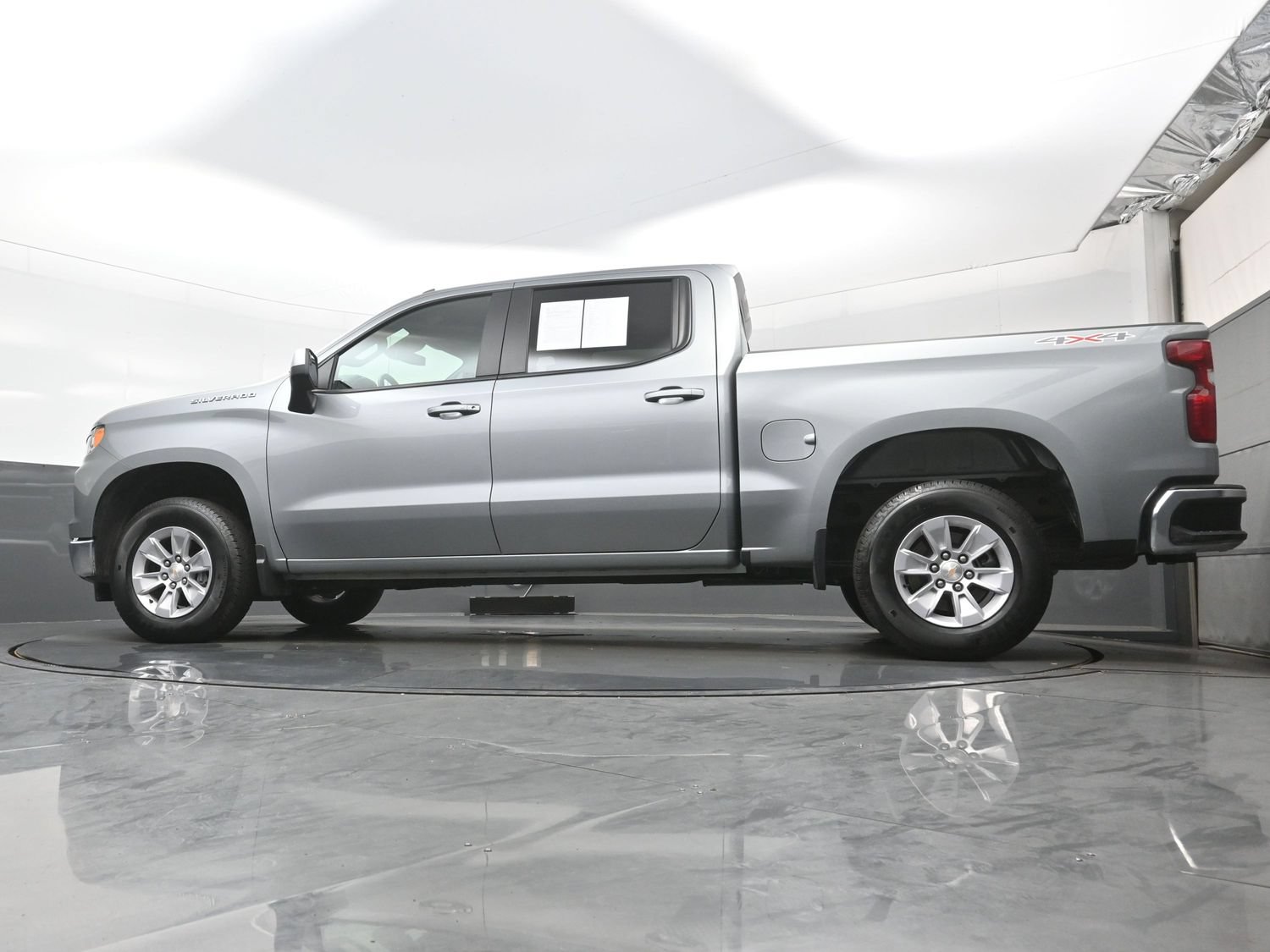 Used 2026 Chevrolet Silverado 1500 LT AWD/4WD image 28