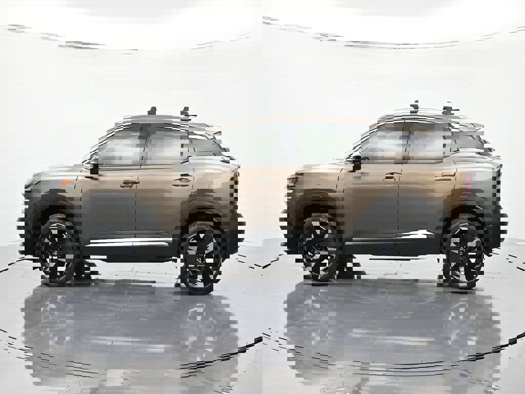 New 2026 Nissan Kicks SR image 8