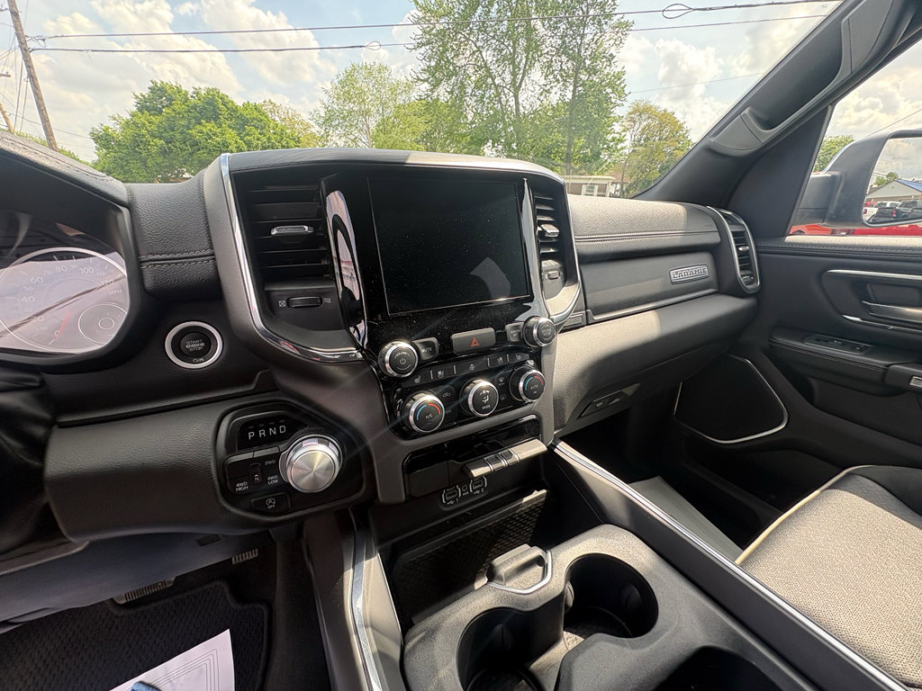 Used 2024 RAM 1500 Laramie AWD/4WD image 16