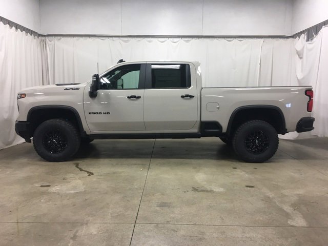 New 2026 Chevrolet Silverado 2500 ZR2 w/ LPO, Dark Essentials Package image 8