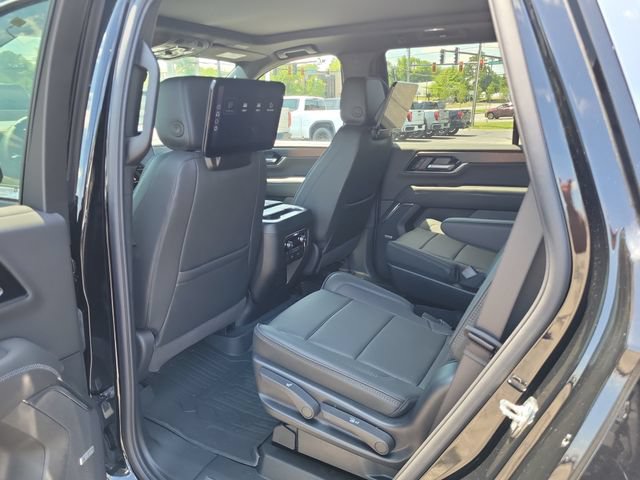 New 2026 GMC Yukon Denali w/ Denali Reserve Package AWD/4WD image 13
