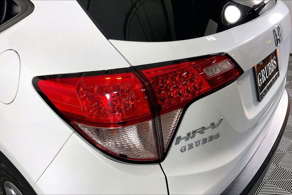 Used 2016 Honda HR-V EX image 42