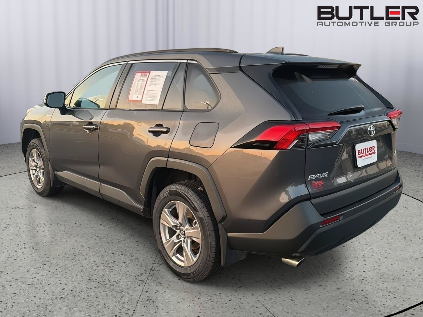 Certified 2024 Toyota RAV4 XLE w/ Convenience Package FWD image 4