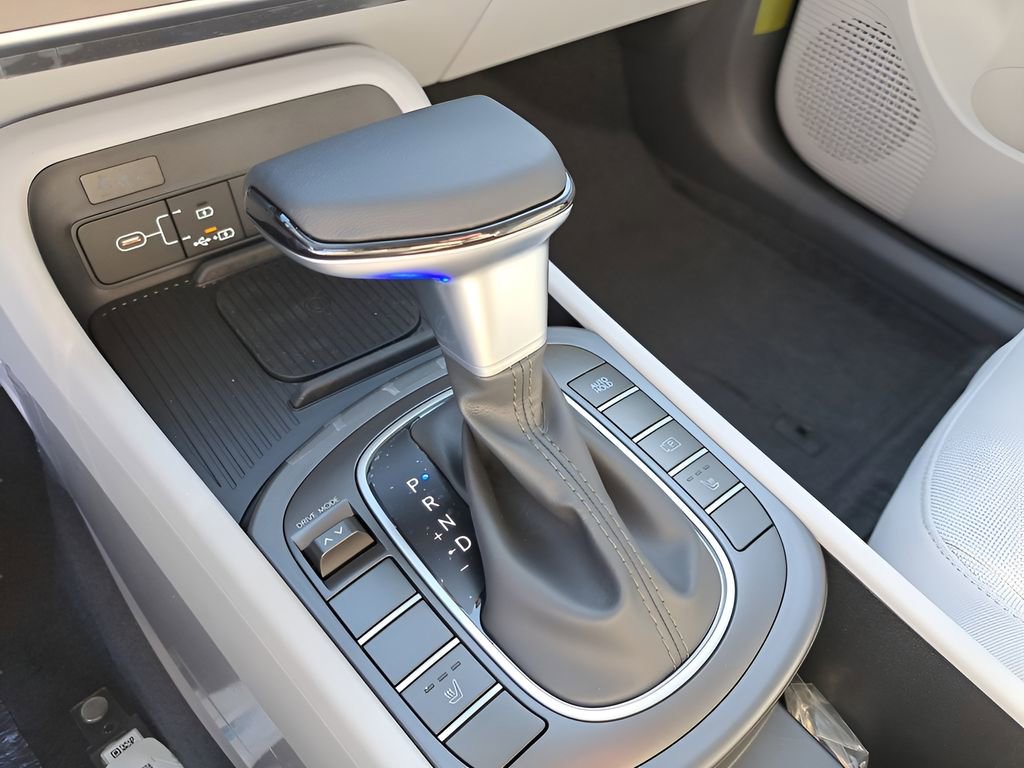 New 2026 Hyundai Kona SEL Sport FWD image 25