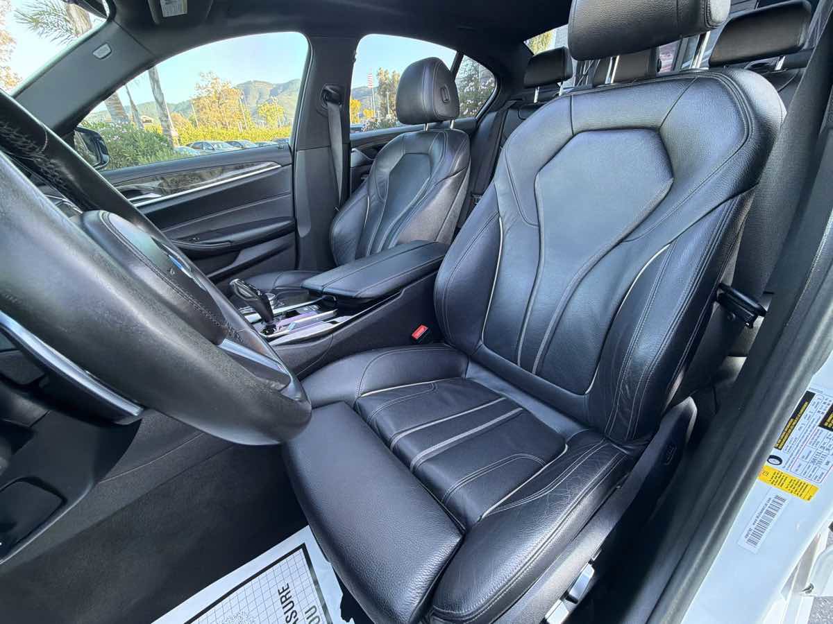 Used 2018 BMW 530i w/ M Sport Package RWD image 19