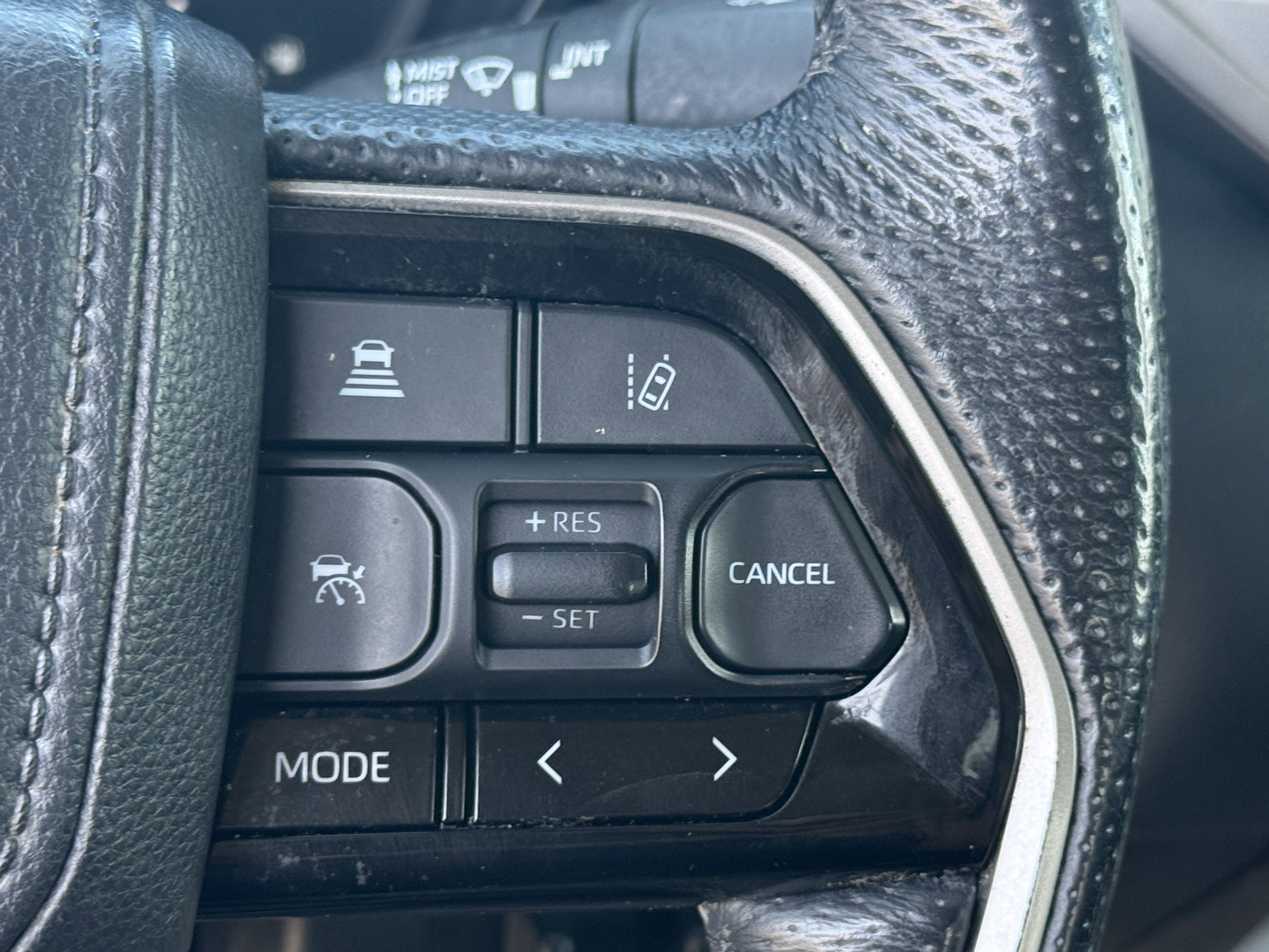 Used 2022 Toyota Tundra Limited image 18