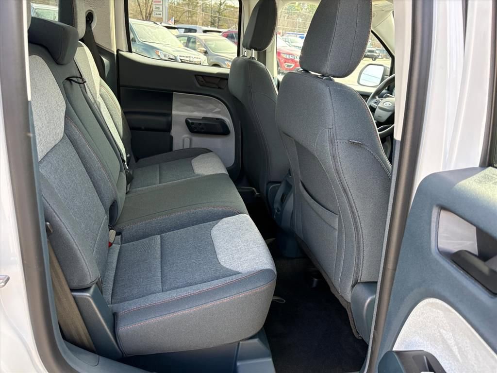 Used 2024 Ford Maverick XLT image 18