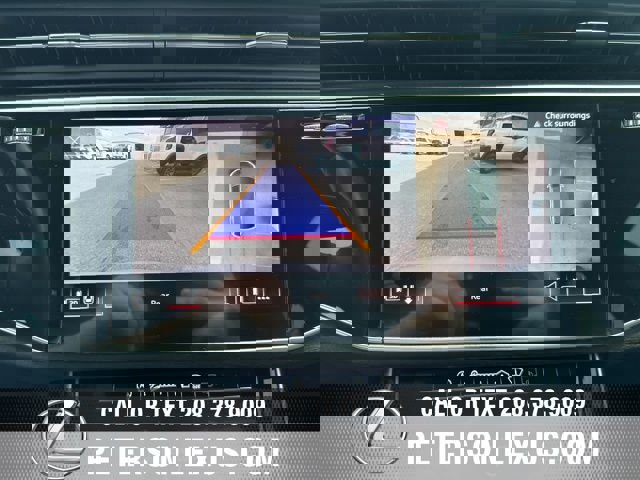 Used 2021 Audi Q8 Prestige w/ Prestige Package image 18