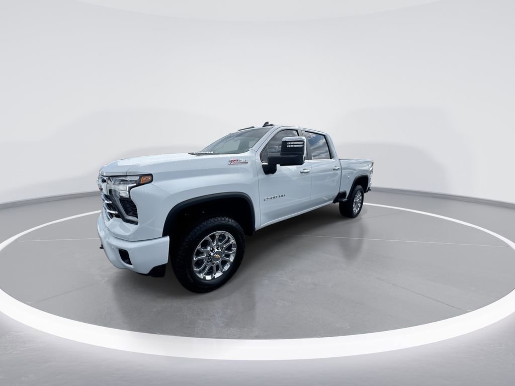 Used 2025 Chevrolet Silverado 2500 LT w/ Z71 Chrome Sport Edition AWD/4WD image 4
