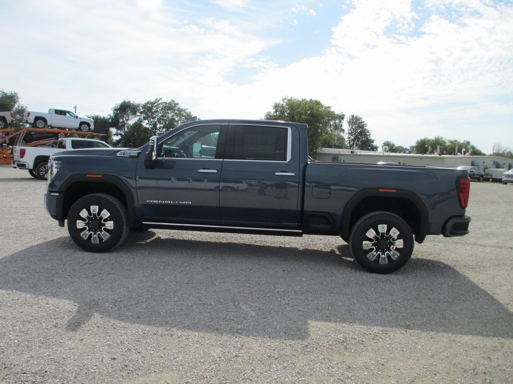 New 2026 GMC Sierra 2500 Denali w/ Denali Reserve Package image 8