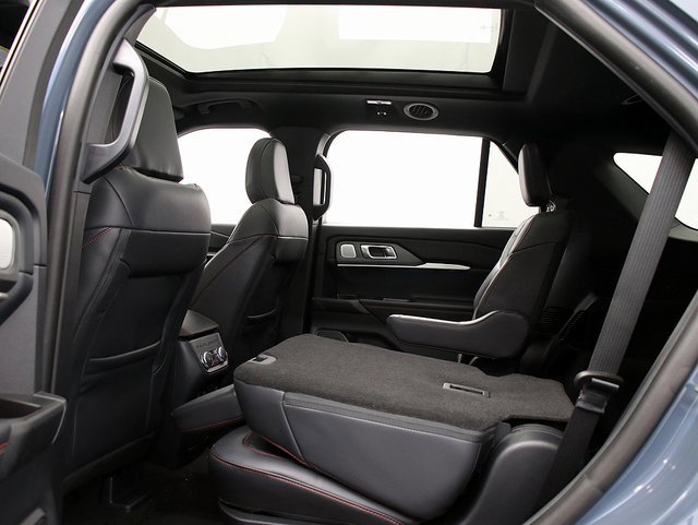New 2026 Ford Explorer ST image 13