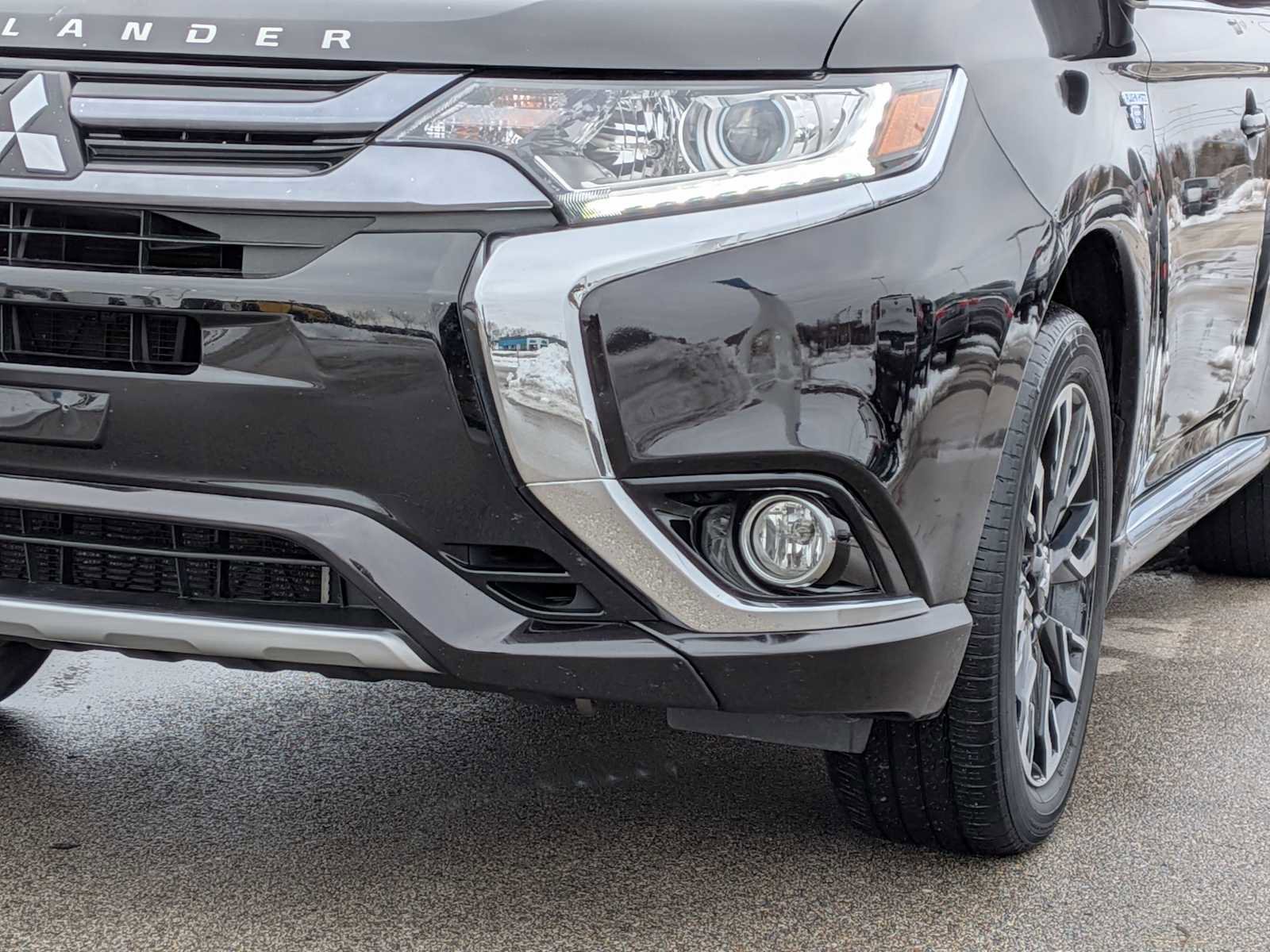 Used 2018 Mitsubishi Outlander SEL image 10