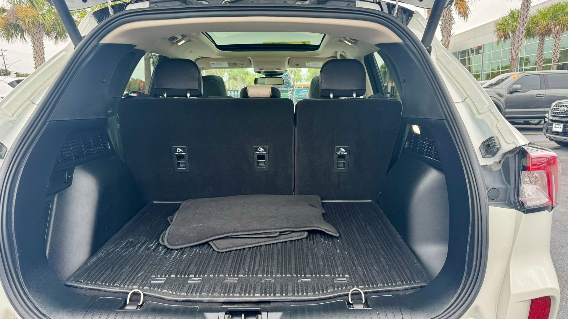 Certified 2020 Ford Escape Titanium image 13