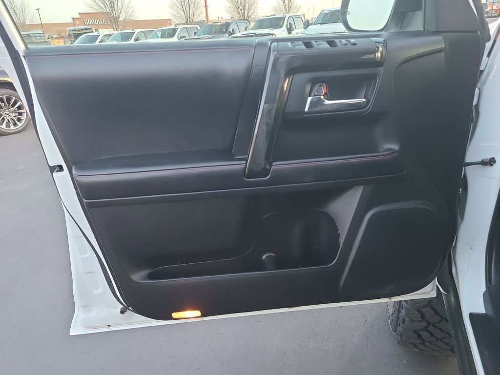 Used 2019 Toyota 4Runner TRD Off-Road image 16