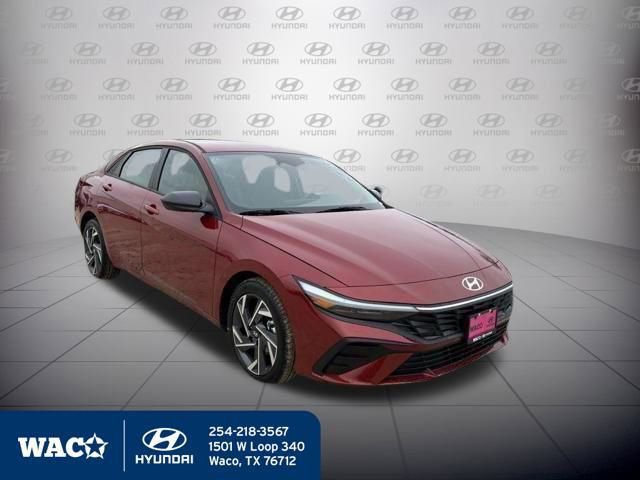 Used 2025 Hyundai Elantra Sport image 15